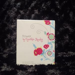 Vintage Flower by Cynthia Rowley-Avon